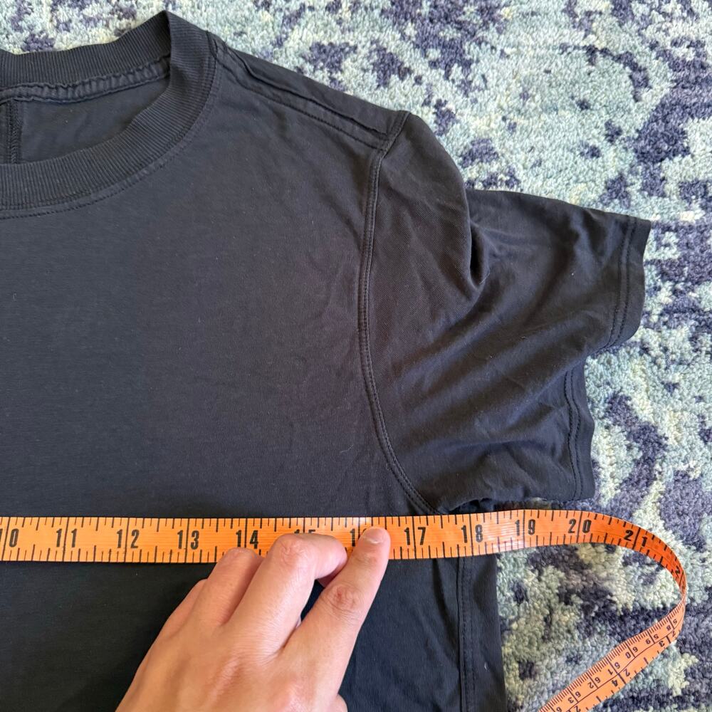 Lululemon Black All Yours Boxy Cropped T-Shirt Pima Cotton Workout Athlesuire- 2 - Picture 7 of 7